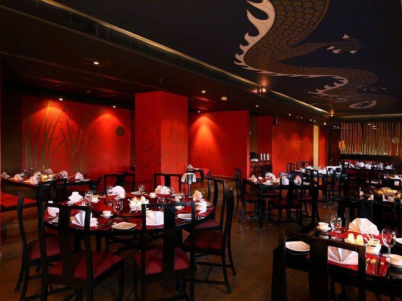 Radisson Jaipur City Center Exterior photo The interior of the restaurant