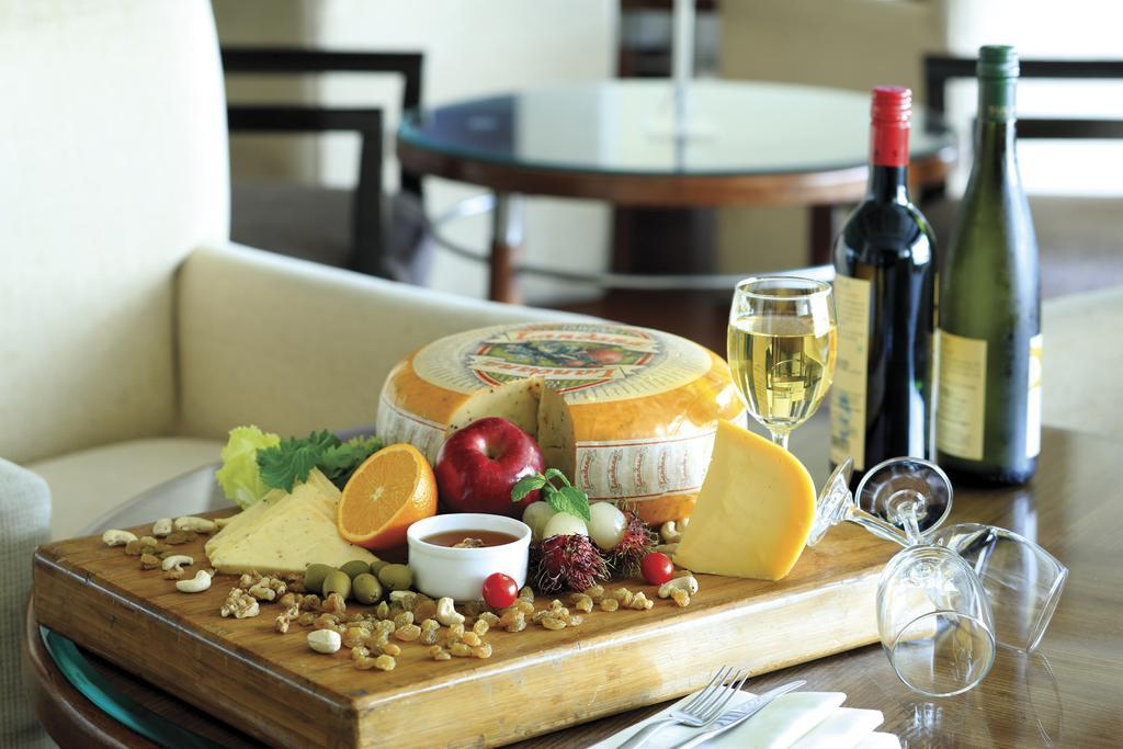 Radisson Jaipur City Center Exterior photo A cheese platter